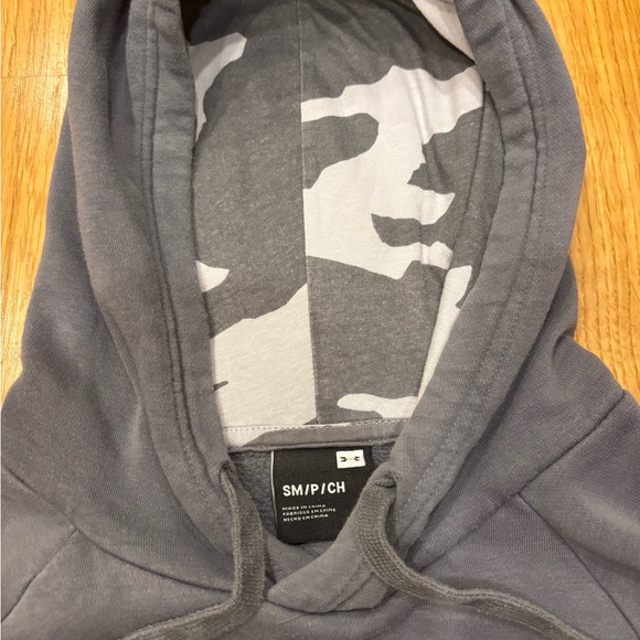 Under Armour Hoodie Mens Small Gray Camouflage Camo Logo - Picture 3 of 3